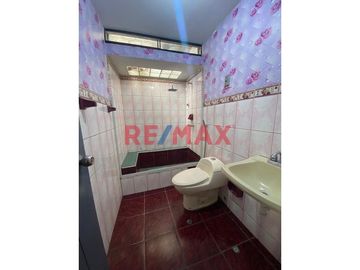ID: 1076958 - 𝐒𝐞 𝐯𝐞𝐧𝐝𝐞 𝐚𝐦𝐩𝐥𝐢𝐚 𝐜𝐚𝐬𝐚 𝐝𝐞 𝟐 𝐩𝐢𝐬𝐨𝐬 𝐮𝐛𝐢𝐜𝐚𝐝𝐚 𝐞𝐧 𝐥𝐚 𝐀𝐯𝐞𝐧𝐢𝐝𝐚 𝐏𝐞́𝐫𝐞𝐳 𝐒𝐚𝐥𝐦𝐨́𝐧 𝐂𝐝𝐫𝐚.𝟖 - 𝐂𝐚𝐥𝐥𝐚𝐨 $𝟐𝟑𝟗,𝟎𝟎𝟎 𝐍𝐞𝐠𝐨𝐜𝐢𝐚𝐛𝐥𝐞.