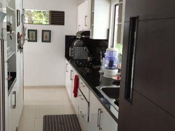 VENDO CASA EN LA MORADA A LAS AFUERAS DE CALI VALLE DEL CAUCA