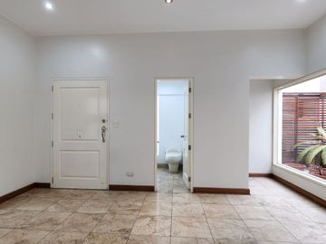 Vendo Lujoso Penthouse Duplex a 1 cdra de Malecón