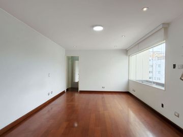 Vendo Lujoso Penthouse Duplex a 1 cdra de Malecón