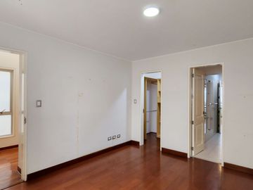 Vendo Lujoso Penthouse Duplex a 1 cdra de Malecón