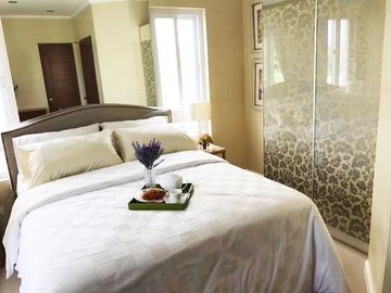 Income generating out of town 3 bedroom villas with a prefect view of the golf course in Silang nearby Tagaytay