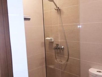 Three Central Tower | Perfect Blend of Comfort and Style! Fully furnished 2 Bedroom Condominium for Sale in Salcedo Village, Valero, Makati City