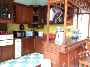 Rumah Etnik Luas Hanya 100 meter dari Perempatan Gedongkuning