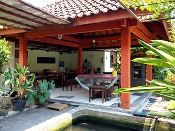Rumah Etnik Luas Hanya 100 meter dari Perempatan Gedongkuning