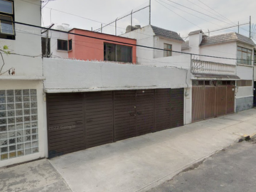 CASA EN VENTA EN EL RETOÑO, IZTAPALAPA JUNTO A PORTAL CHURUBUSCO