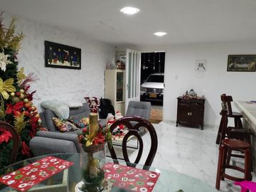 VENDO HERMOSA CASA CAMPESTRE EN LA VIA MORELIA ALCALA