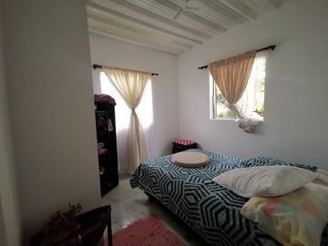VENDO HERMOSA CASA CAMPESTRE EN LA VIA MORELIA ALCALA
