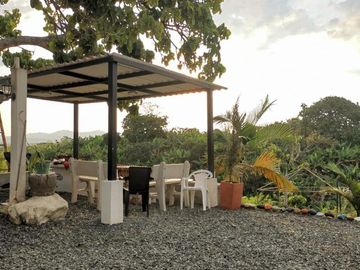 VENDO HERMOSA CASA CAMPESTRE EN LA VIA MORELIA ALCALA