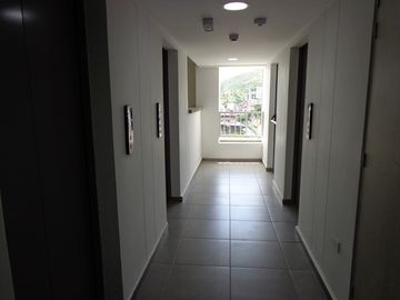 VENDO EXCELENTE APTO CONJUNTO BORA GIRON