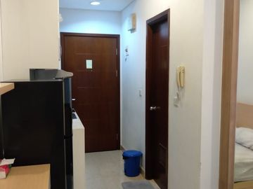 Disewakan Apartemen Capitol Park Salemba Jakarta Studio Emerald Tower Furnished Lengkap