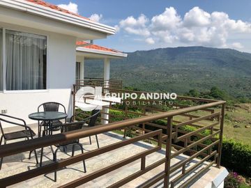 Se vende Parcela en Condominio Castilla Real - Pinchote