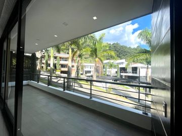 Hermosa casa!  poblado chuscalito