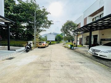 Rumah Gaya Jepang Furnish Siap Huni Depan Taman Di Tajur Bogor