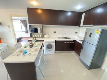 Sea view condo for sale Srirachacha Condo, large room, 2 bedrooms, fully furnished.