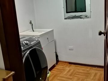 BAJÓ DE PRECIO!!!! OPORTUNIDAD ÚNICA!!! DEPARTAMENTO DE IMPAKTO EN LA MEJOR ZONA COMERCIAL DE AMBATO