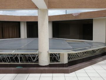 BAJÓ DE PRECIO!!!! OPORTUNIDAD ÚNICA!!! DEPARTAMENTO DE IMPAKTO EN LA MEJOR ZONA COMERCIAL DE AMBATO