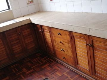 BAJÓ DE PRECIO!!!! OPORTUNIDAD ÚNICA!!! DEPARTAMENTO DE IMPAKTO EN LA MEJOR ZONA COMERCIAL DE AMBATO