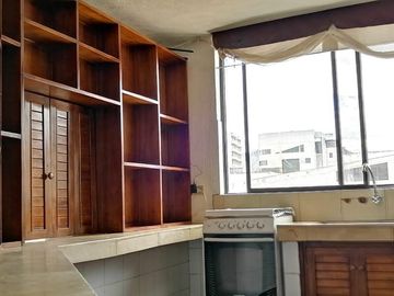 BAJÓ DE PRECIO!!!! OPORTUNIDAD ÚNICA!!! DEPARTAMENTO DE IMPAKTO EN LA MEJOR ZONA COMERCIAL DE AMBATO