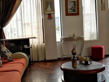 BAJÓ DE PRECIO!!!! OPORTUNIDAD ÚNICA!!! DEPARTAMENTO DE IMPAKTO EN LA MEJOR ZONA COMERCIAL DE AMBATO