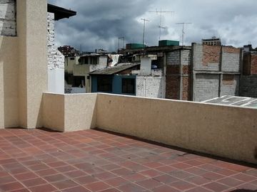 BAJÓ DE PRECIO!!!! OPORTUNIDAD ÚNICA!!! DEPARTAMENTO DE IMPAKTO EN LA MEJOR ZONA COMERCIAL DE AMBATO