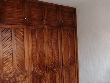 BAJÓ DE PRECIO!!!! OPORTUNIDAD ÚNICA!!! DEPARTAMENTO DE IMPAKTO EN LA MEJOR ZONA COMERCIAL DE AMBATO