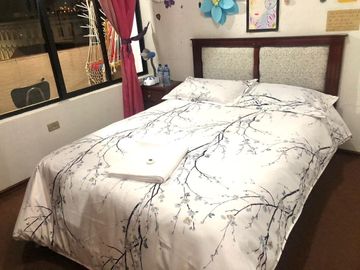 BAJÓ DE PRECIO!!!! OPORTUNIDAD ÚNICA!!! DEPARTAMENTO DE IMPAKTO EN LA MEJOR ZONA COMERCIAL DE AMBATO