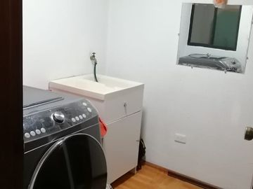 BAJÓ DE PRECIO!!!! OPORTUNIDAD ÚNICA!!! DEPARTAMENTO DE IMPAKTO EN LA MEJOR ZONA COMERCIAL DE AMBATO
