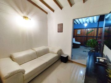 HERMOSA CASA UNIFAMILIAR CERCA AL CENTRO COMERCIAL SAN NICOLAS RIONEGRO
