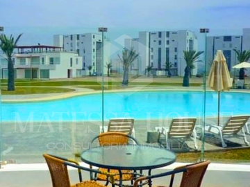 SE VENDE - CASA DE TRES NIVELES EN CONDOMINIO NAUTICO, PARACAS