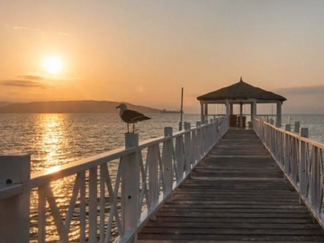SE VENDE - CASA DE TRES NIVELES EN CONDOMINIO NAUTICO, PARACAS