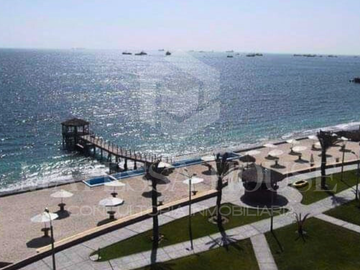 SE VENDE - CASA DE TRES NIVELES EN CONDOMINIO NAUTICO, PARACAS