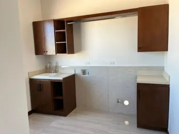 CASA EN VENTA EN CAMPOS ELISEOS CON ALBERCA