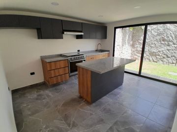 CASA EN VENTA EN CHOLULA  LA CARCAÑA PUEBLA CON AREAS VERDES