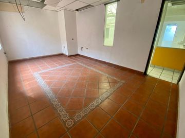 Edificio en Venta en Doctor Lamberto Castellanos Rivera, Colonia Centro