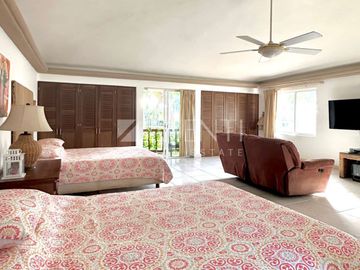 Casa en Venta, Isla Dorada Residencial, Cancún Quintana Roo.