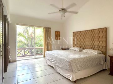 Casa en Venta, Isla Dorada Residencial, Cancún Quintana Roo.