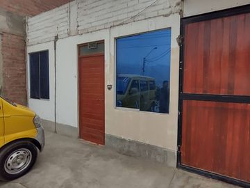 Casa como Terreno en Los Huertos de Manchay, Pachacamac - Sector Las Lomas
