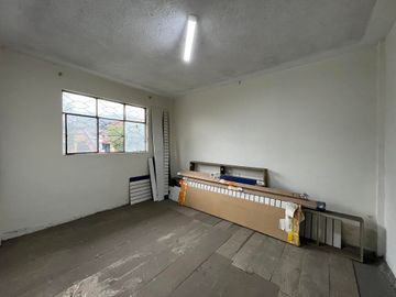 Casa rentera en venta en la Av. Pío Jaramillo
