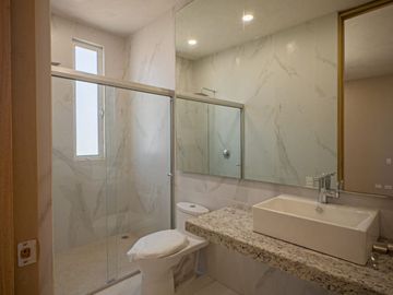 Casa en Venta - Residencial San Felipe