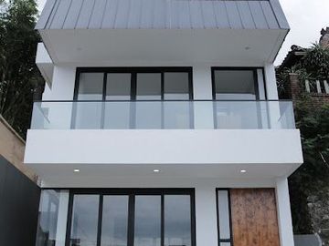 BISA CASH TAHAP 5 TAHUN. RUMAH MEWAH CIGADUNG DAGO BANDUNG UTARA.