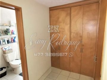 CASA EN VENTA COL. PORTALES DE LA ARBOLEDA. León,Gto; 3 REC, EQUIPADA, 2.5 BAÑOS.