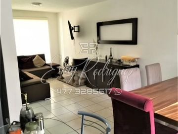 CASA EN VENTA COL. PORTALES DE LA ARBOLEDA. León,Gto; 3 REC, EQUIPADA, 2.5 BAÑOS.