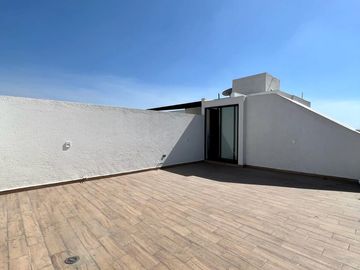 Penthouse con Roof Garden Privado, último departamento