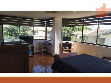 De Venta Casa de Lujo 700m2 habitables Cumbaya La Primavera