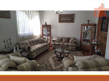 De Venta Casa de Lujo 700m2 habitables Cumbaya La Primavera