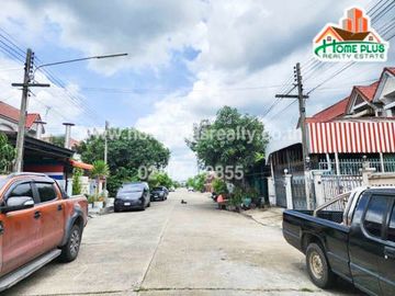 หมู่บ้านสุภาพร สามโคก ปทุมธานี (วิวริมน้ำ 2 หลังติดกัน เหมาะสำหรับเป็น Home Office)