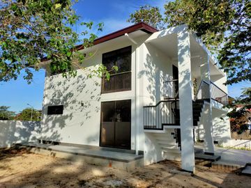 HOUSE AND LOT FOR SALE IN CORON, PALAWAN