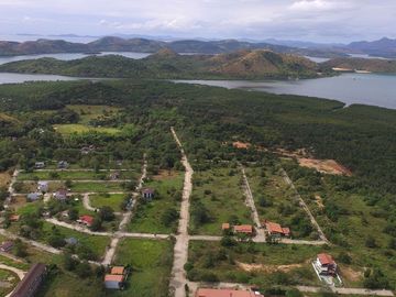 HOUSE AND LOT FOR SALE IN CORON, PALAWAN