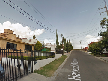 casa en venta en queretaro cerca de uvm juriquilla